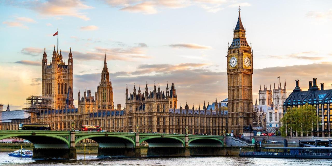 Queen Victoria * Londra